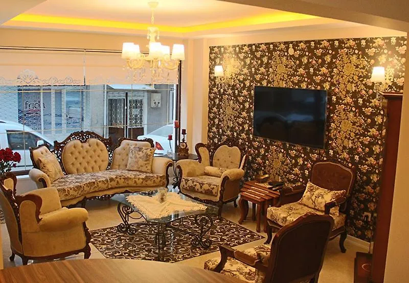 Rolex Hotel إزمير 3*,
