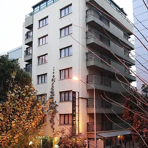 Uestuen Alsancak Otel